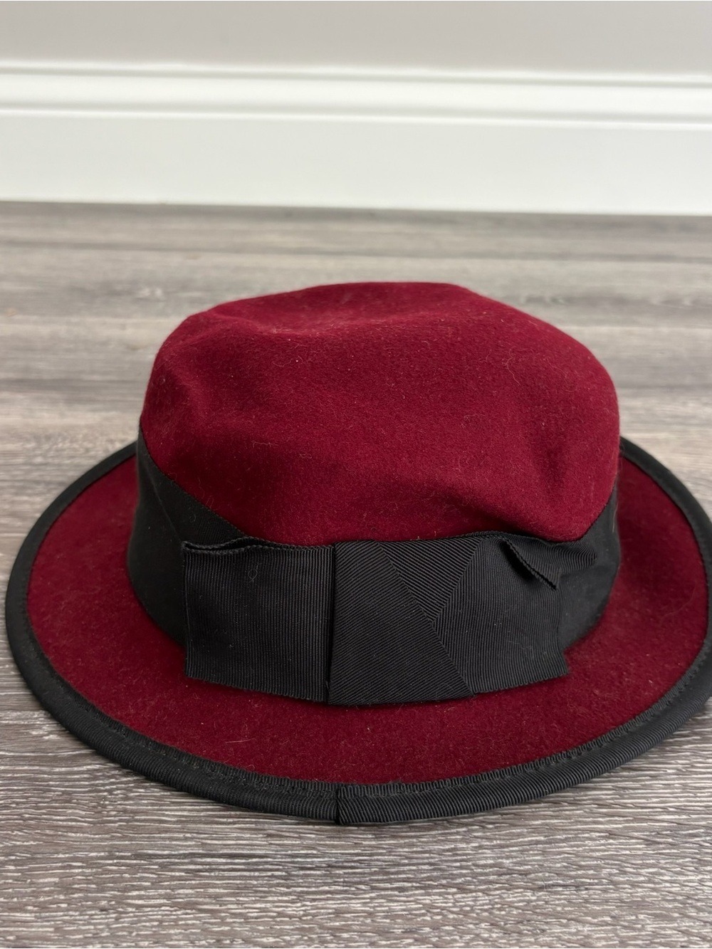 Vintage Geo W Bollman Doeskin 100% Wool Burgundy Felt Hat Chin Strap USA
